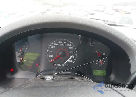 2005 Ford F-150 Stx/Xl/Xlt из США, поврежденный, VIN 1FTRF12215NB74258